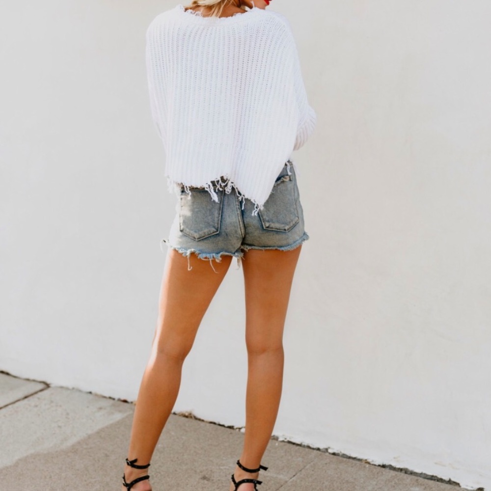 NWT Frayed Distressed Knit Off White Sweater Top - Picture 4 of 8